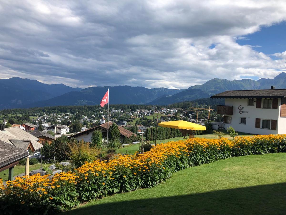 Casa Admisa, Spektakulaere Aussicht, Ski In And Out, Hochwertige Einrichtung, Valserstein Und Eiche Flims Luaran gambar