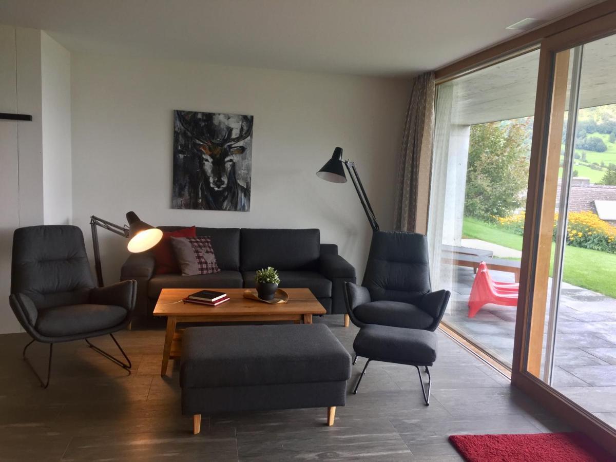 Casa Admisa, Spektakulaere Aussicht, Ski In And Out, Hochwertige Einrichtung, Valserstein Und Eiche Flims Luaran gambar